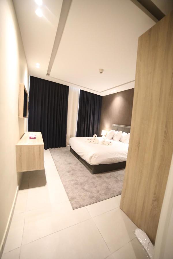 فندق صحارى الخليج Sahara Gulf Hotel Apartments อัมมาน ภายนอก รูปภาพ